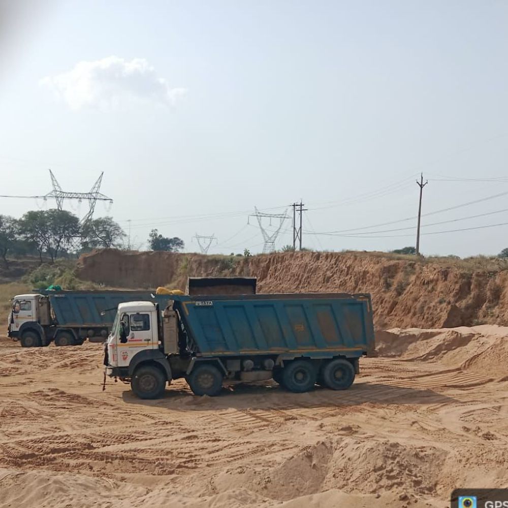 सिंगरौली के जियावन में 161 घन मीटर रेत जब्त:शासकीय भूमि पर टीम की कार्रवाई, लाखों में आंकी गई कीमत