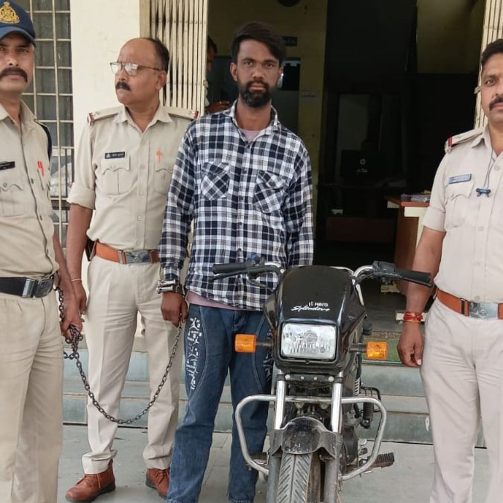 बैतूल में कोतवाली पुलिस ने पकड़ा बाइक चोर:  भारत भारती यात्री प्रतीक्षालय से हुई थी वाहन चोरी – Betul News