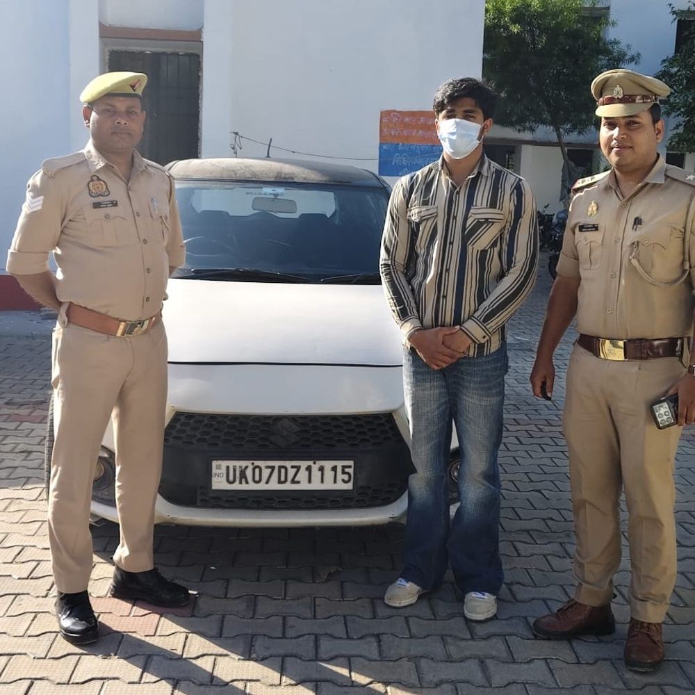 सहारनपुर में वायरल स्टंट वीडियो पर कार्रवाई:बुलेट बाइक और कार पर करतब करने वाला युवक गिरफ्तार