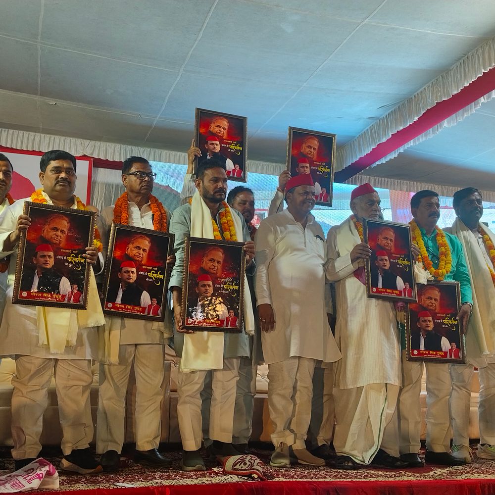 बलिया में सपा नेता का दावा:2027 में पीडीए के दम पर बनेगी समाजवादी पार्टी की सरकार, प्रदेश सरकार पर साधा निशाना