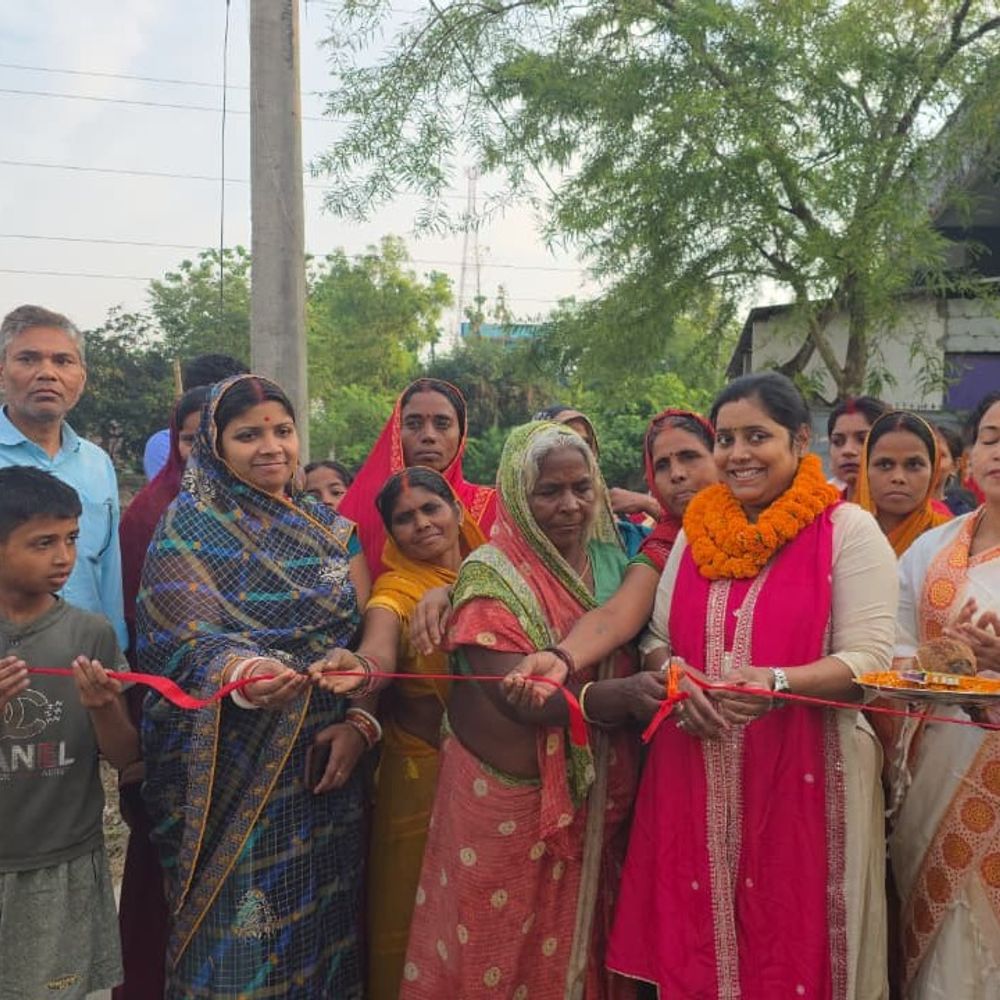 खगड़िया के 2 वार्डों में 33 लाख की नई सड़कें:बरसात में आवागमन आसान होगा, नगर सभापति ने व्यवस्था बेहतर का भरोसा दिया