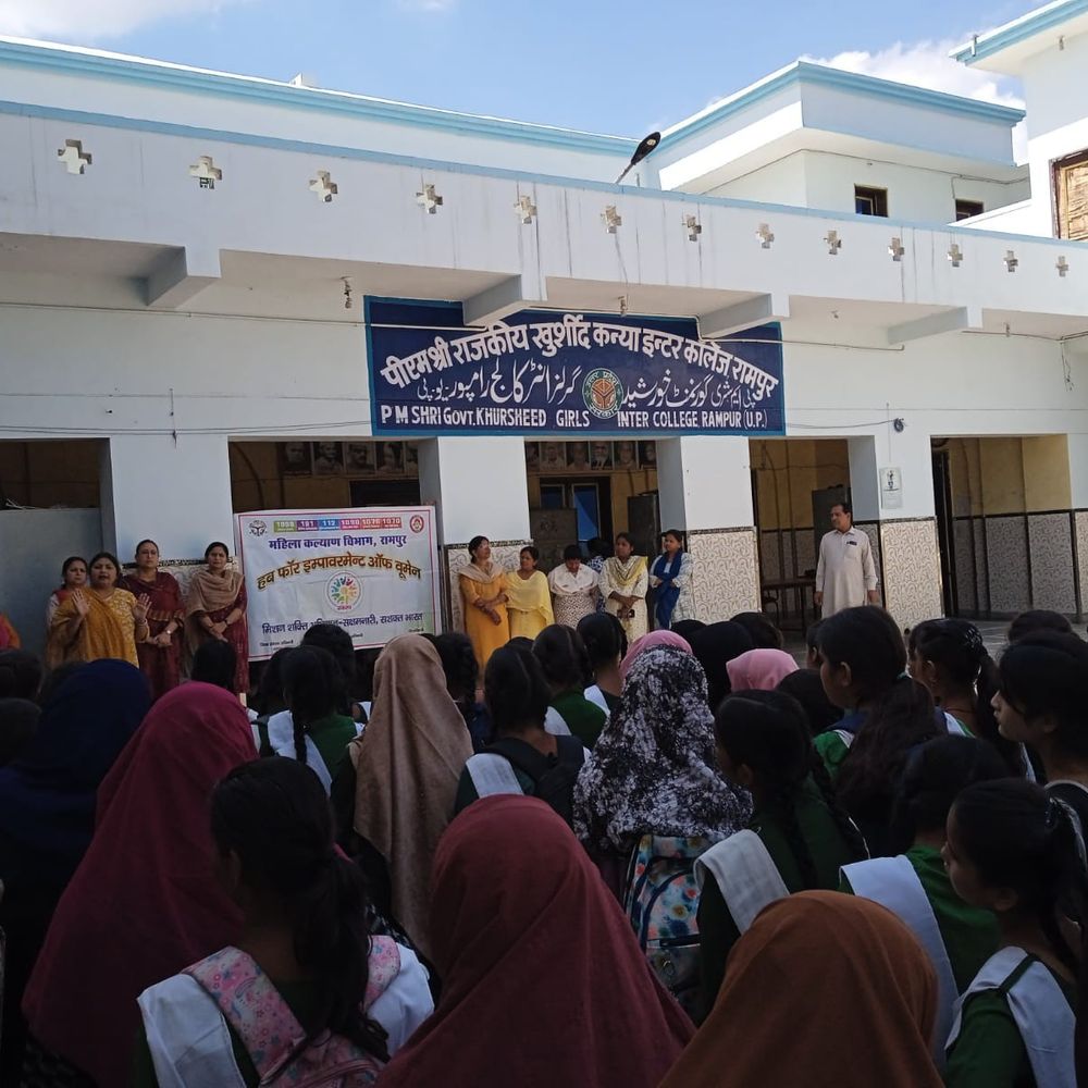 रामपुर में मिशन शक्ति 5.0 के तहत कार्यक्रम:छात्राओं को शिक्षा, सुरक्षा, सरकारी योजनाओं की जानकारी दी गई