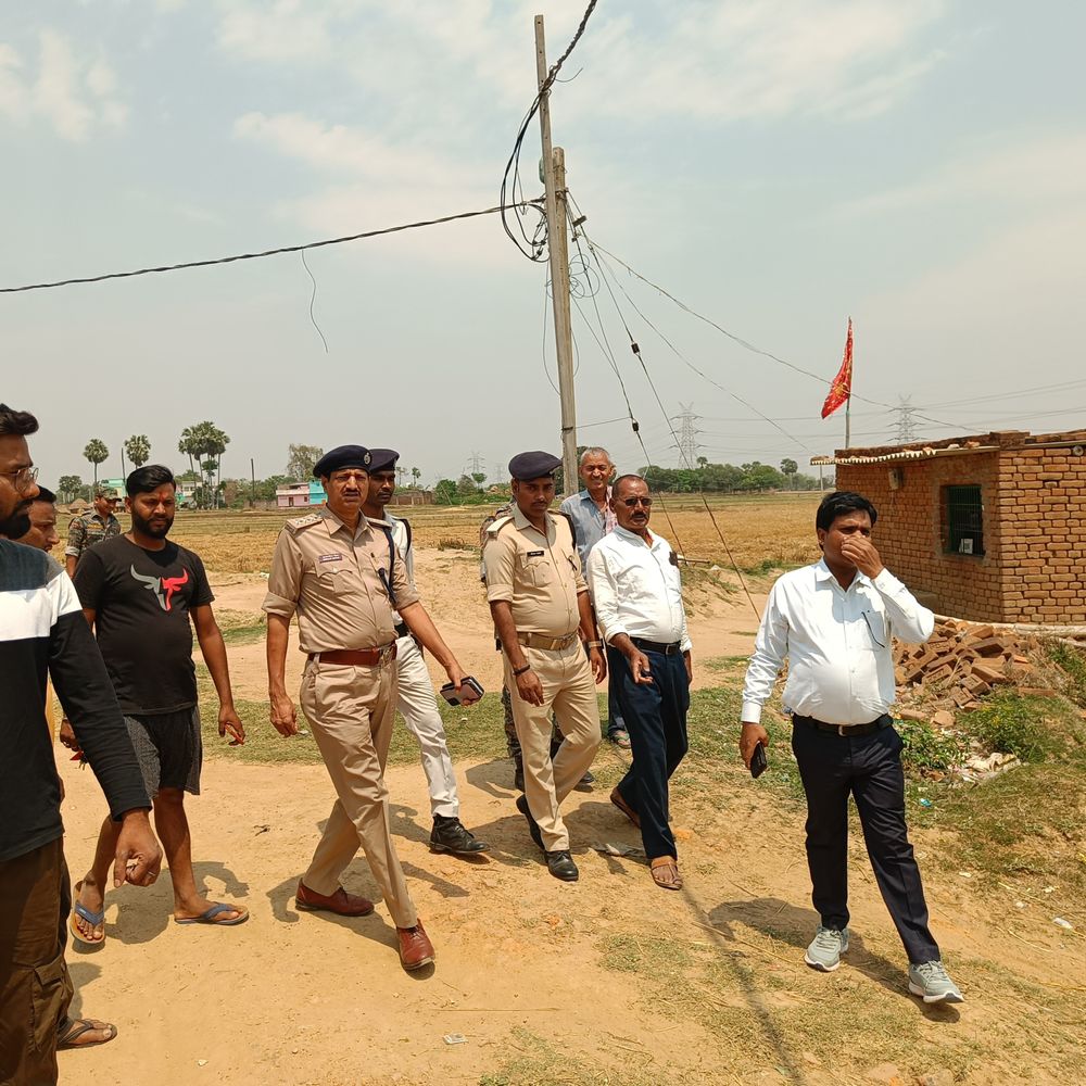 बांका में ओड़हरा रेलवे गेट बंद करने का निर्देश:प्रशासन ने किया इंस्पेक्शन, ग्रामीणों के लिए नहीं कोई वैकल्पिक रास्ता