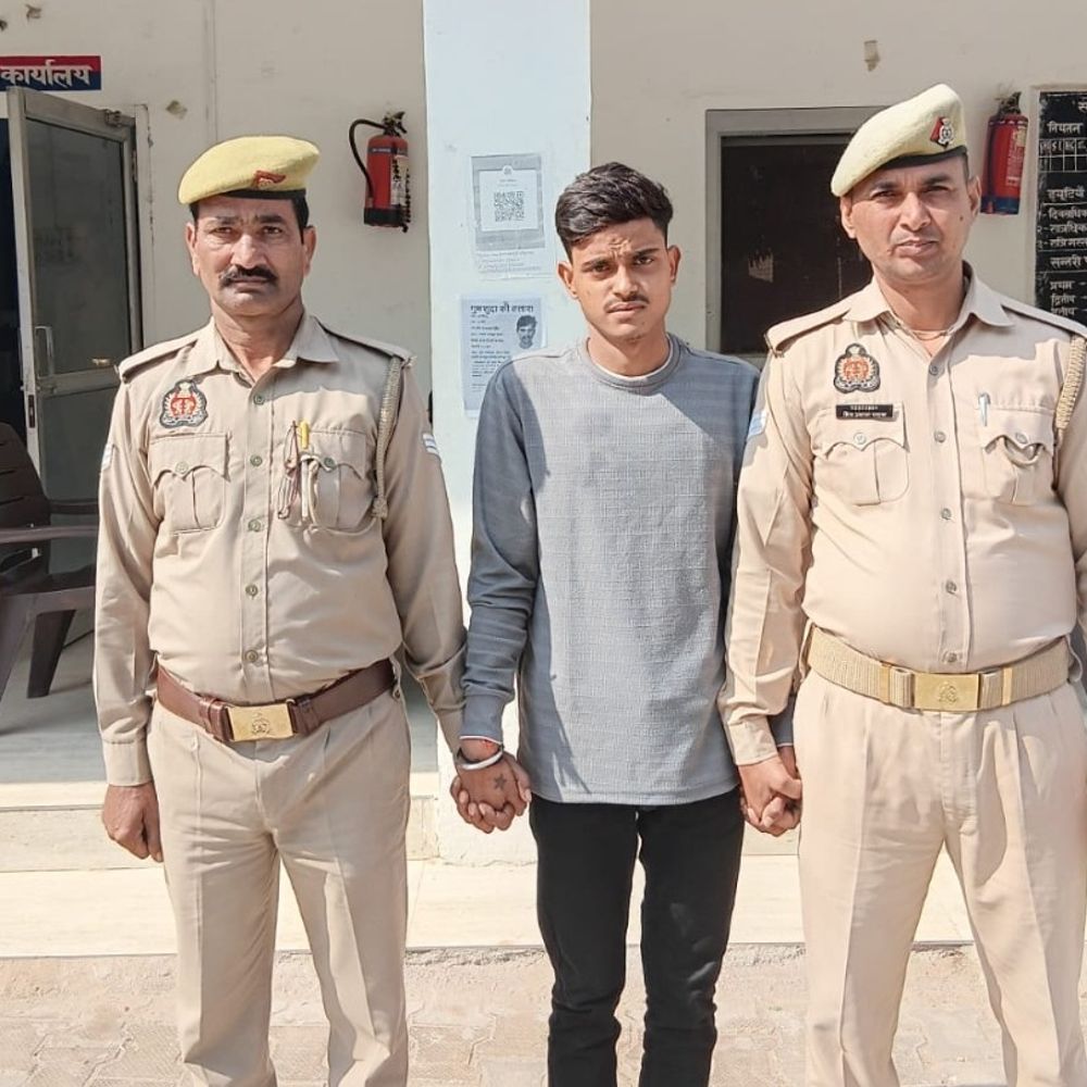 हाथरस प्रॉपर्टी डीलर हत्याकांड में एक आरोपी गिरफ्तार:दो मुख्य आरोपी अभी भी फरार, पुलिस तलाश में जुटी