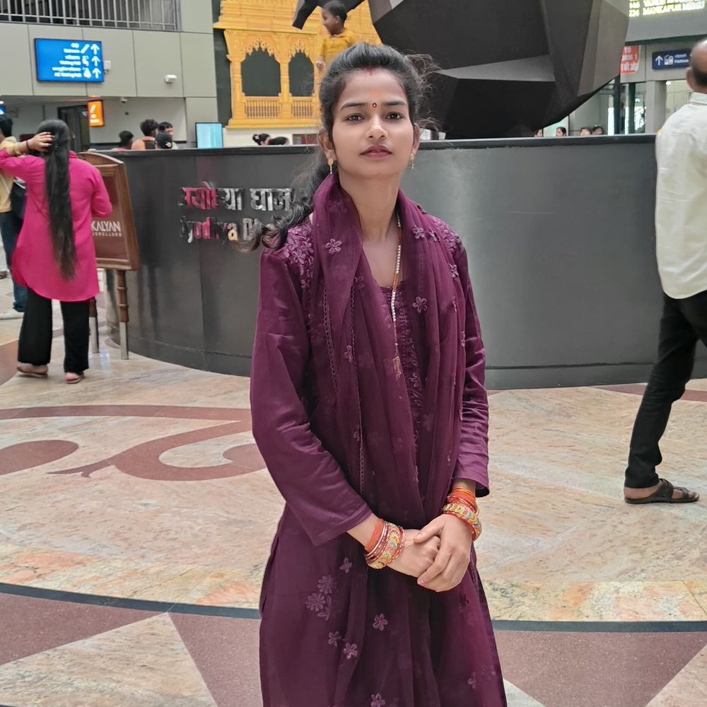 लखनऊ में ऑटो से घर आ रही महिला लापता:चारबाग से PGI के लिए बैठी थी, फोन हुआ बंद