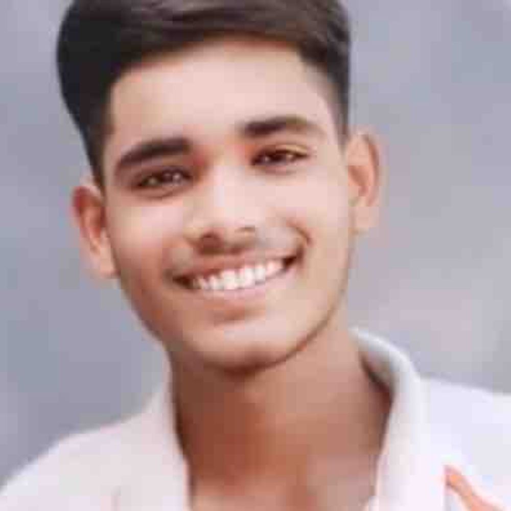 केडीएमए क्रिकेट लीग: आदर्श सिंह ने जड़ा दोहरा शतक:केडीएमए ने तरुण क्लब को 165 रन से हराया