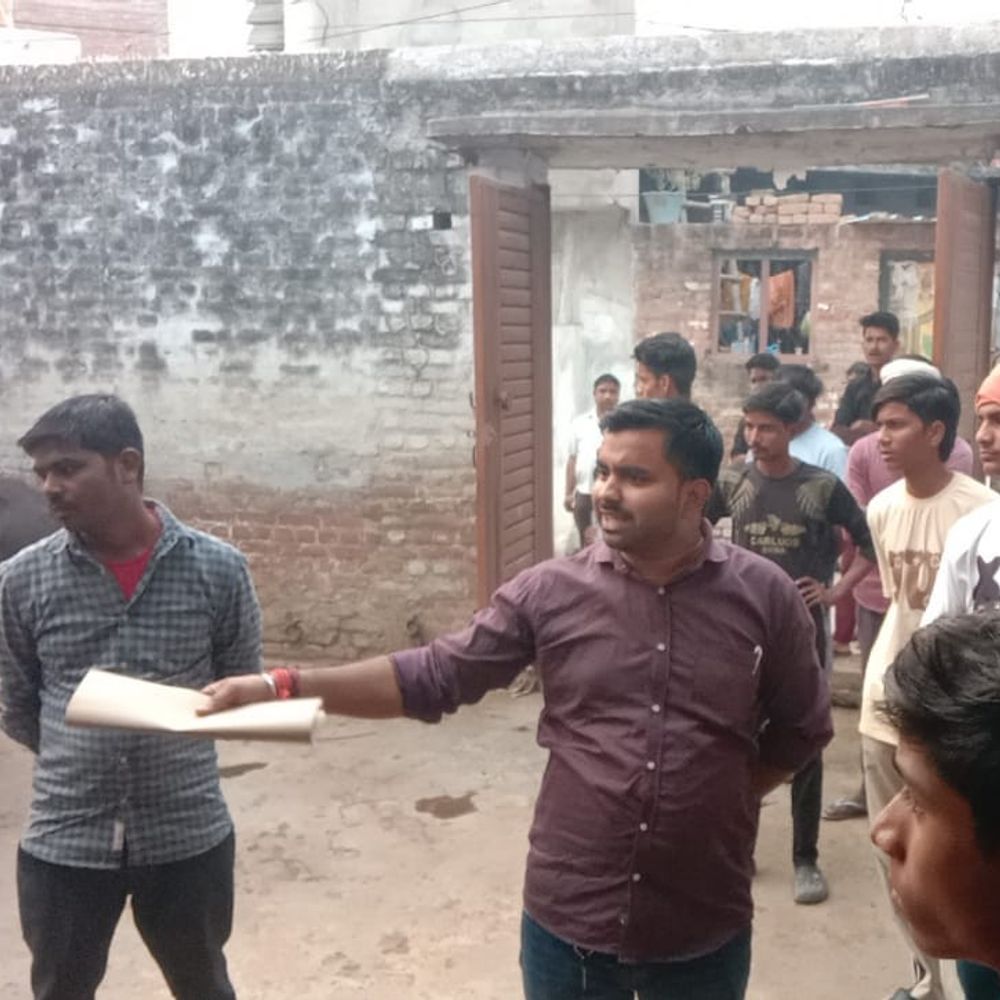 हरदोई में अवैध डेयरियों और अतिक्रमण के खिलाफ चलेगा अभियान:शिकायतों और गंदगी को देखते हुए होगा एक्शन, कब्जा मुक्त कराएंगे इलाका