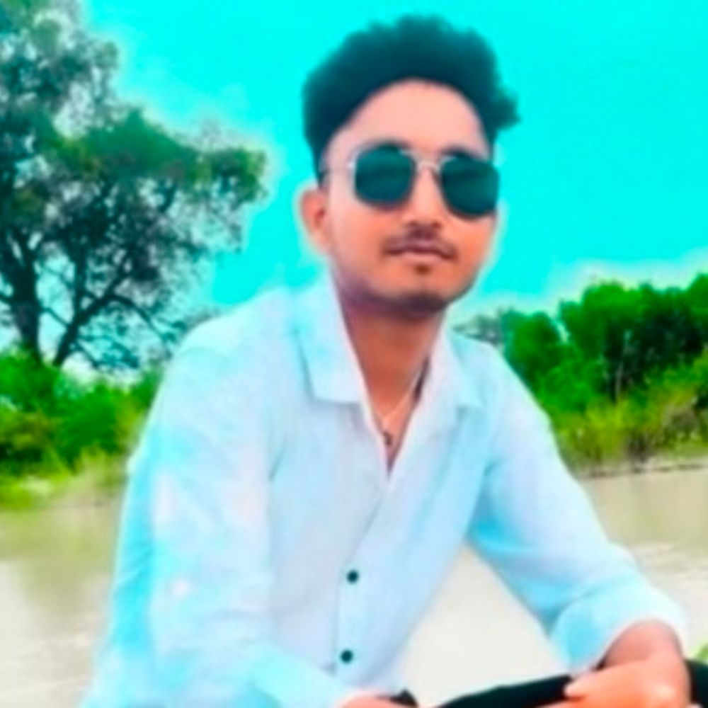 अज्ञात वाहन की टक्कर से चाचा-भतीजे की मौत:हरदोई में दर्जी की दुकान जा रहे थे, 10 महीने पहले हुई थी शादी