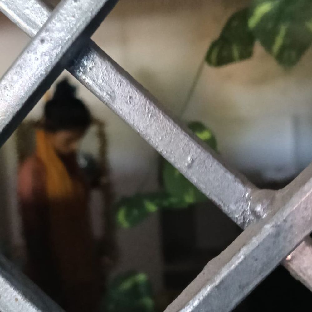 औरैया में नवविवाहिता ने फांसी लगाकर की आत्महत्या:दो महीनें पहले हुई थी शादी, कमरे में फंदे पर लटका मिला शव