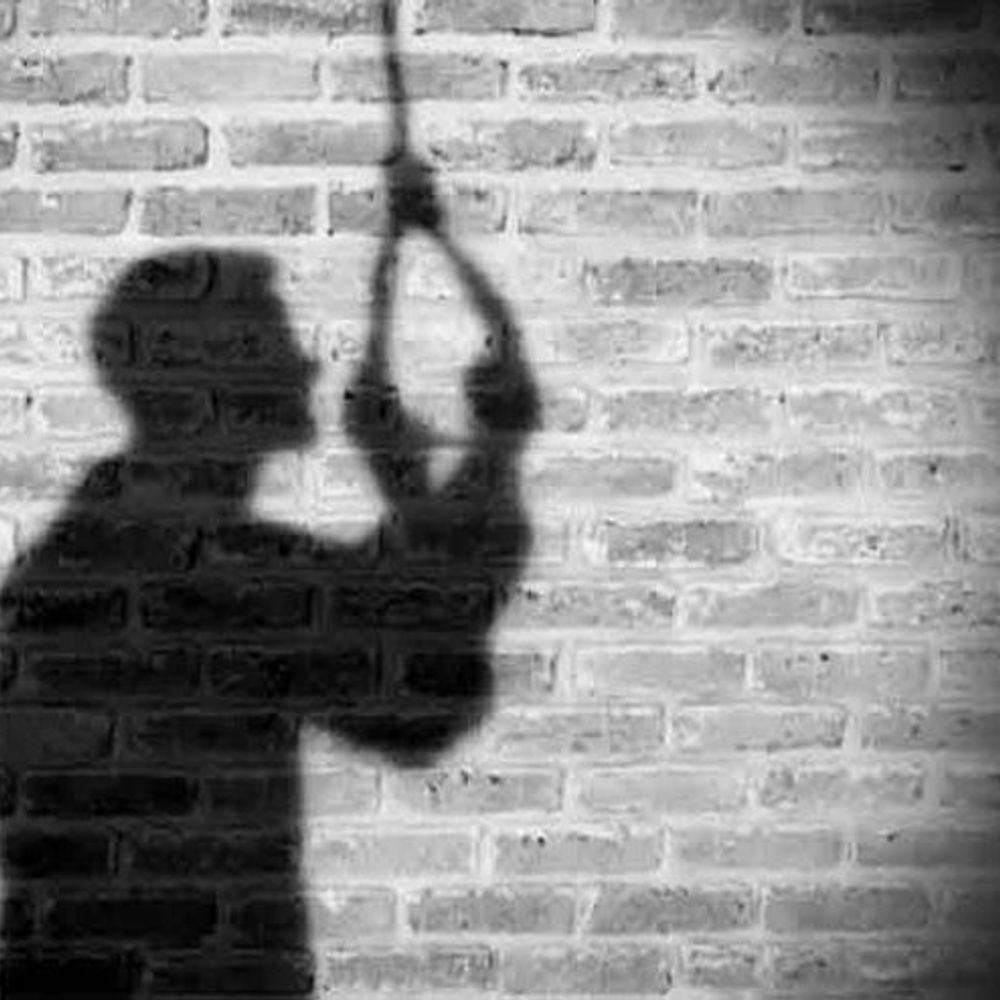 जोगिंदर नगर में 28 वर्षीय युवक ने किया सुसाइड:  घर में फंदे से लटका मिला शव, पुलिस ने किया कमरे का मुआयना; जांच शुरू – Mandi (Himachal Pradesh) News