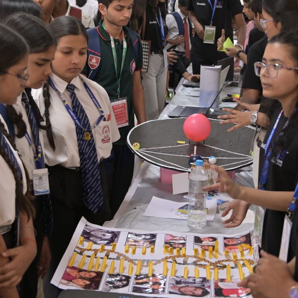 BHU में तीन दिवसीय विज्ञान महोत्सव का आगाज़:वाराणसी में ISRO के पूर्व चेयरमैन पद्मश्री एसएस किरण पहुंचे, कई जिलों के विद्यार्थी शामिल हुए