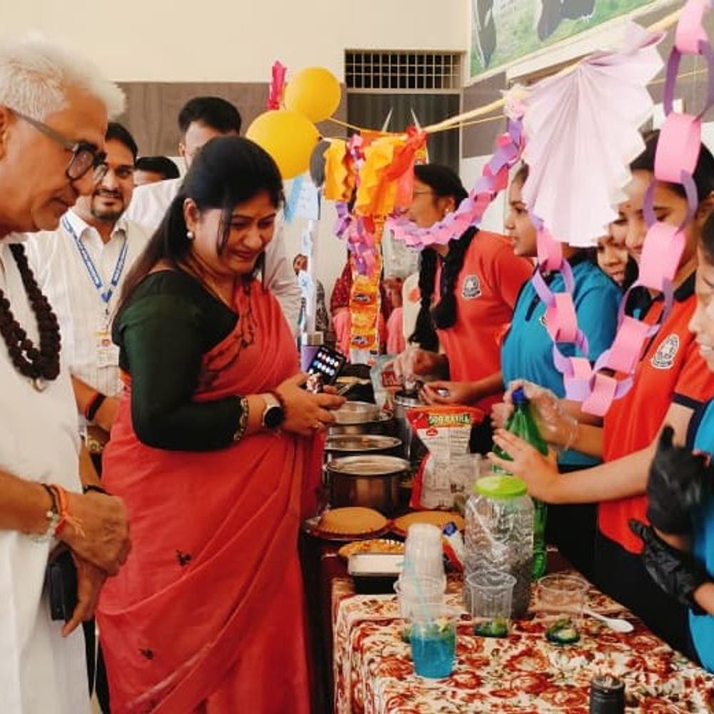 माँ कल्याणिका स्कूल में फन-ओ-मेनिया जंबूरी का आयोजन:  गौरेला-पेंड्रा-मरवाही में छात्रों ने लगाए व्यंजन और खेल के स्टॉल, प्रबंधन कौशल सीखा – Gaurela News