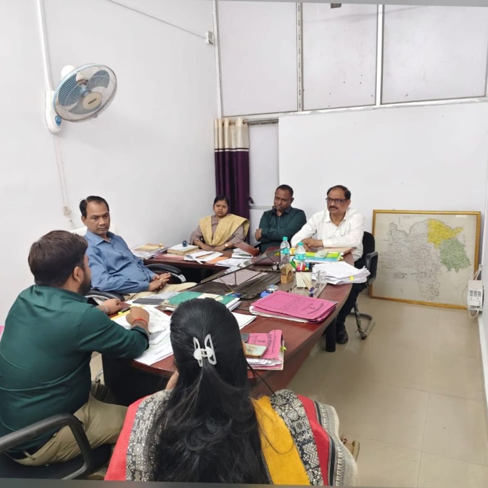 पांडुलिपियों को सहेजने में जुटी प्रशासन खगड़ा नवाब के 6 दस्तावेज होंगे डिजिटल