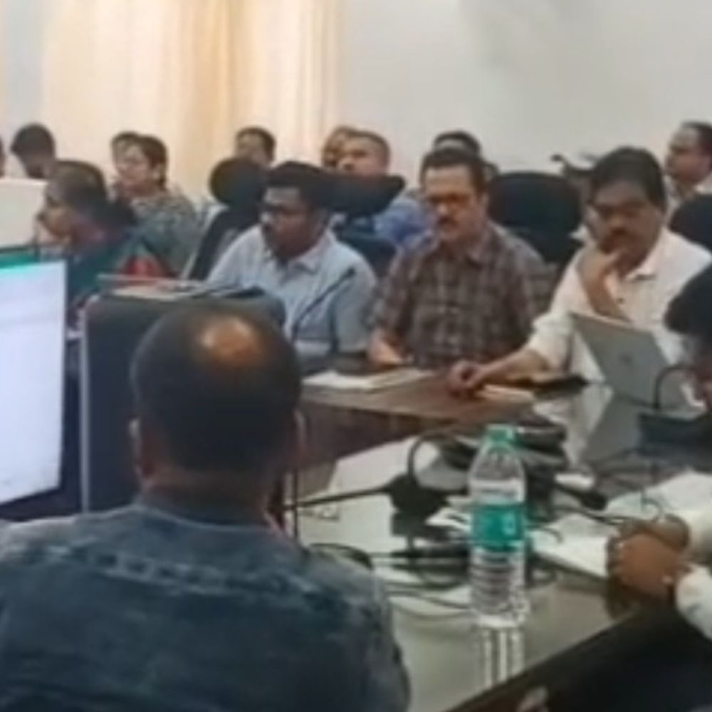 एचपीवी टीकाकरण में लापरवाही, 50 से ज्यादा अधिकारियों को नोटिस:सतना में लक्ष्य पूरा न करने पर बीएमओ, बीईओ सहित कई को चेतावनी