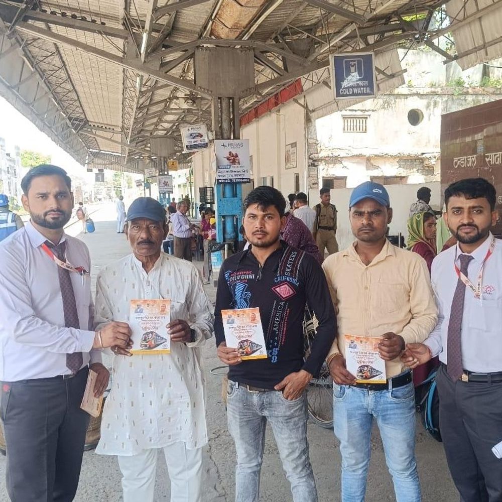 नौबस्ता तक मेट्रो दौड़ने से पहले महाभियान:5 दिन में 81 ठिकानों पर पहुंची टीम, स्टाफ ने यात्रियों को सुरक्षित सफर के गुर सिखाए