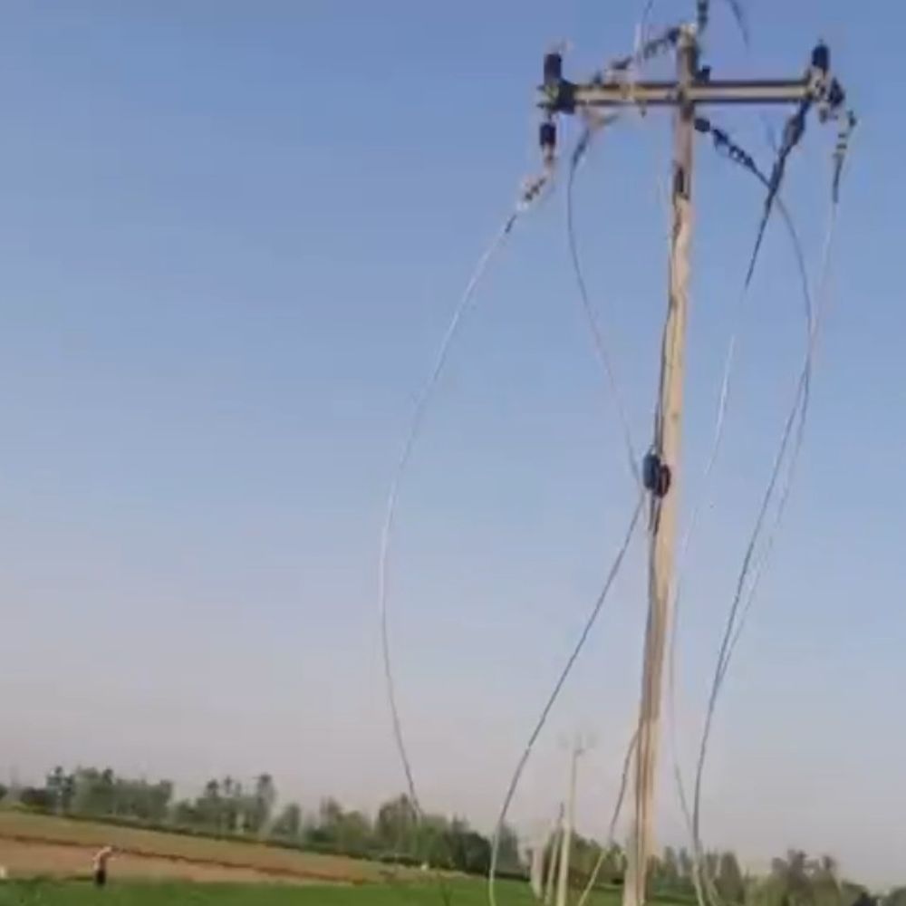 संभल में 5 लाख का हाईटेंशन तार चोरी:8 गांवों की कृषि लाइन से साढ़े तीन किमी तार कटा, 50 किसान प्रभावित