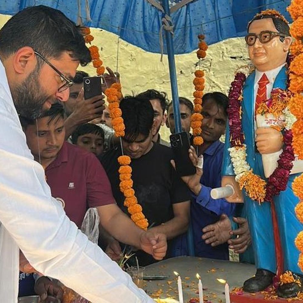 नूंह में डॉक्टर अंबेडकर की प्रतिमा अनावरण पर सियासत:  भाजपा-जेजेपी आमने- सामने, दिग्विजय बोले- भविष्य बताने वालों से सावधान रहें युवा – Nuh News