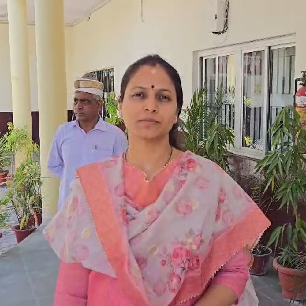 अमरोहा में कृषि तालाबों पर अधिक खर्च:डीएम ने प्रधानों, सचिवों से 5.88 लाख की रिकवरी के दिए आदेश