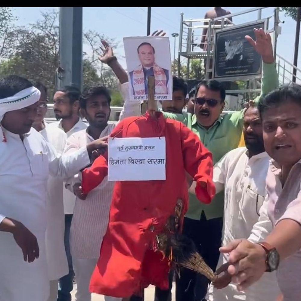 बस्ती में पुतला दहन, भड़काऊ टिप्पणी पर केस:कांग्रेस जिलाध्यक्ष समेत कई लोगों के खिलाफ गंभीर धाराओं में मुकदमा