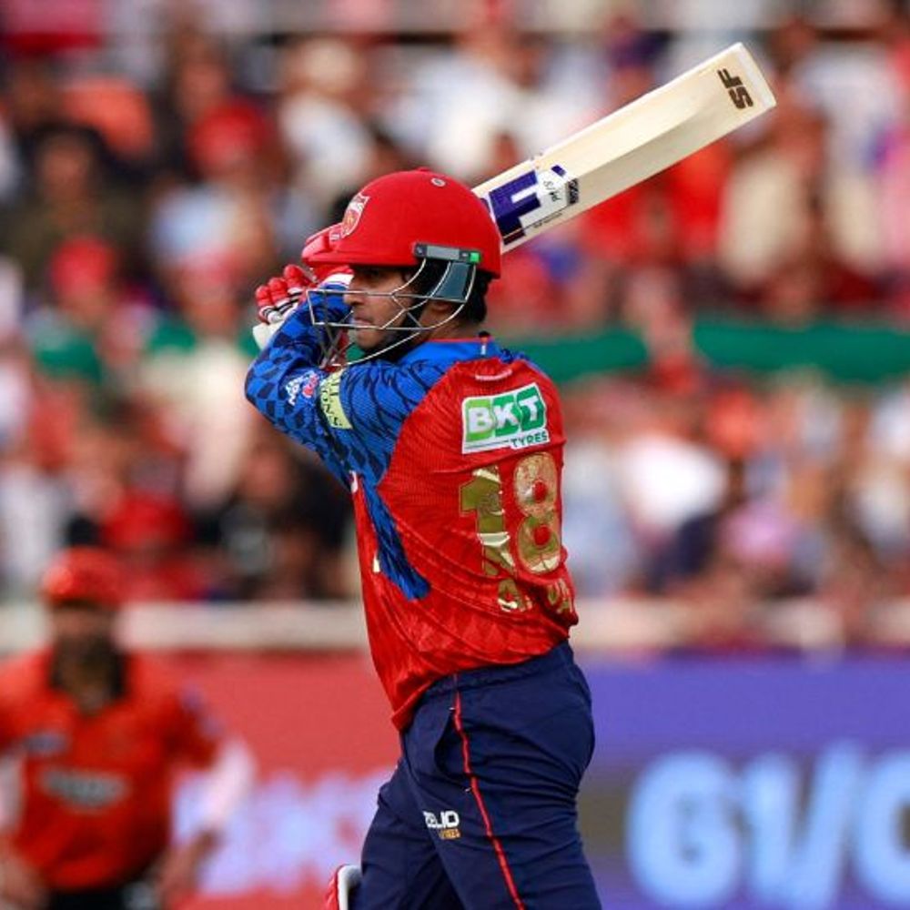 IPL- प्रभसिमरन सिंह 25 बॉल पर 51 रन बनाकर आउट:शिवांग कुमार को दूसरा विकेट, पंजाब 117/2; हैदराबाद ने 220 रन का टारगेट दिया