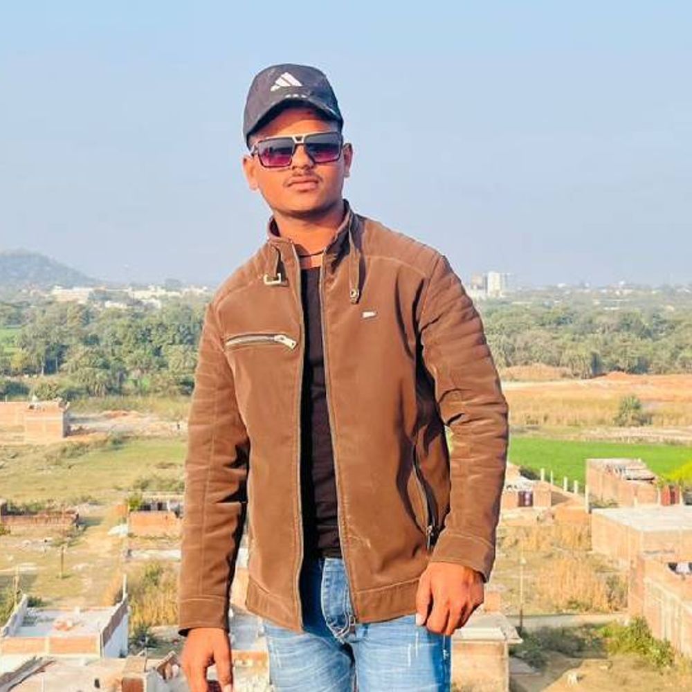 गर्लफ्रेंड से बात करके कुएं में कूदा युवक:झांसी में दोस्त से बोला- भगाकर ले गया तो केस होगा, बदनामी नहीं सह सकता, 3 दिन बाद लाश मिली