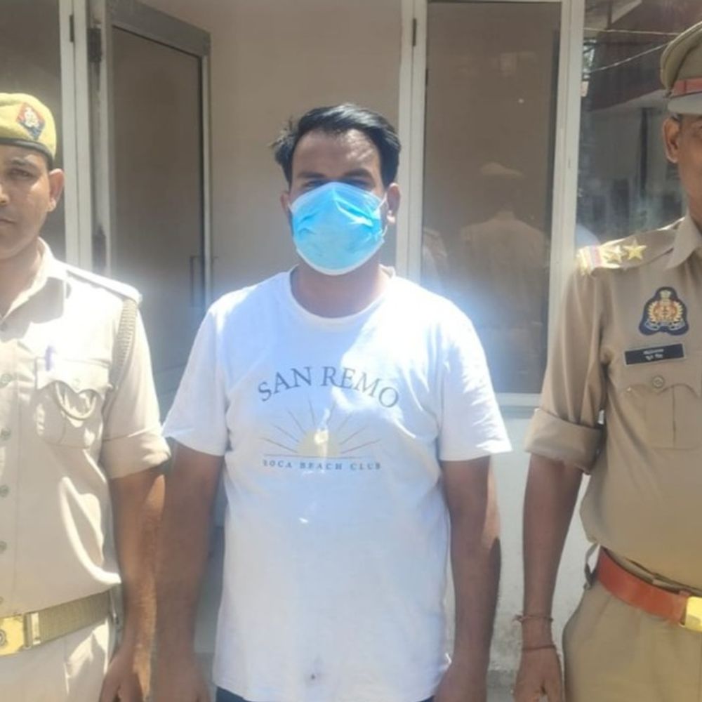 यूपी की बड़ी खबरें:AMU में फायरिंग करने वाला छात्र बैन, हॉस्टल से नकली नोट-कारतूस मिले; दोस्त अरेस्ट