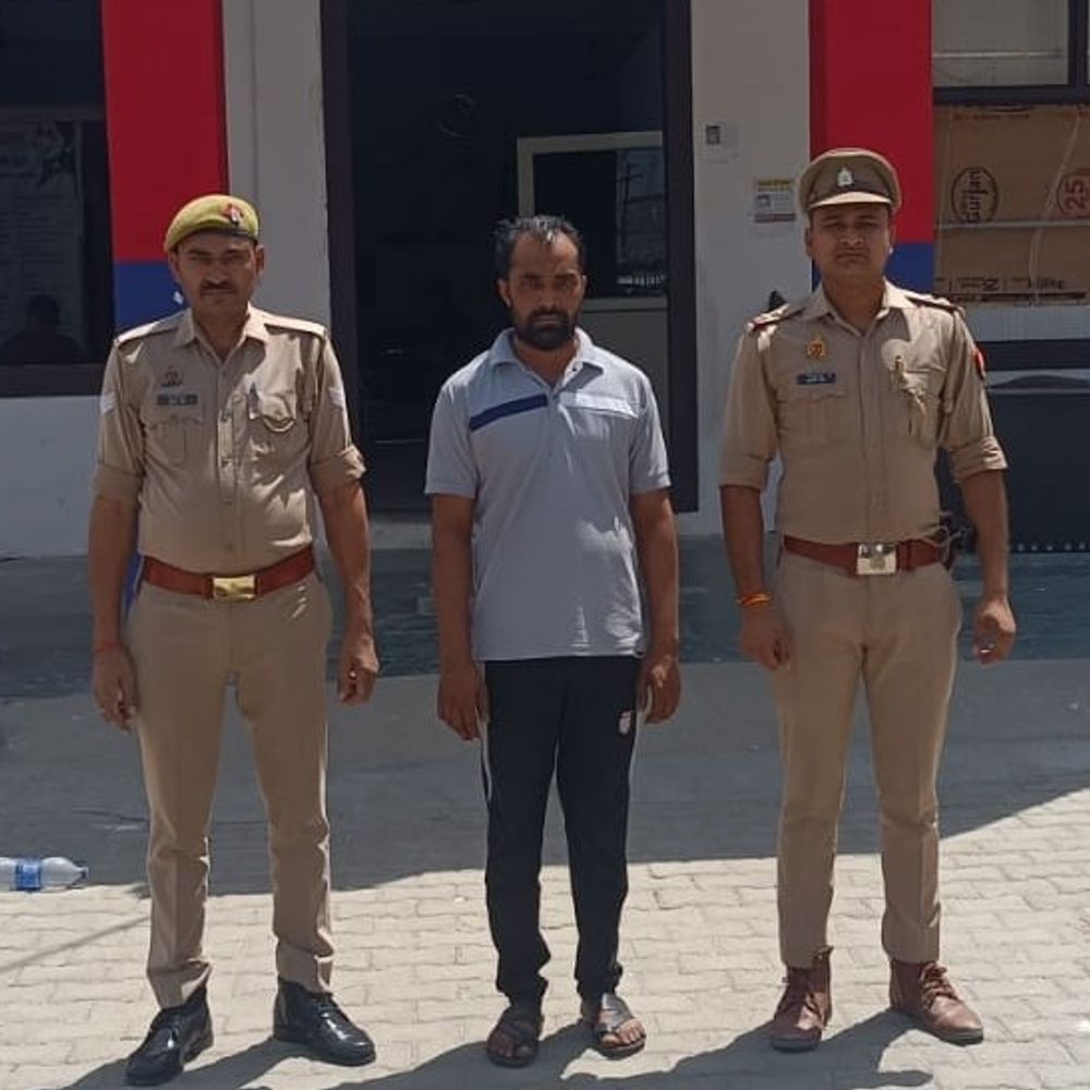 मेरठ में 25 हजार का इनामी गौकश गिरफ्तार:लंबे समय से पुलिस को दे रहा था चकमा