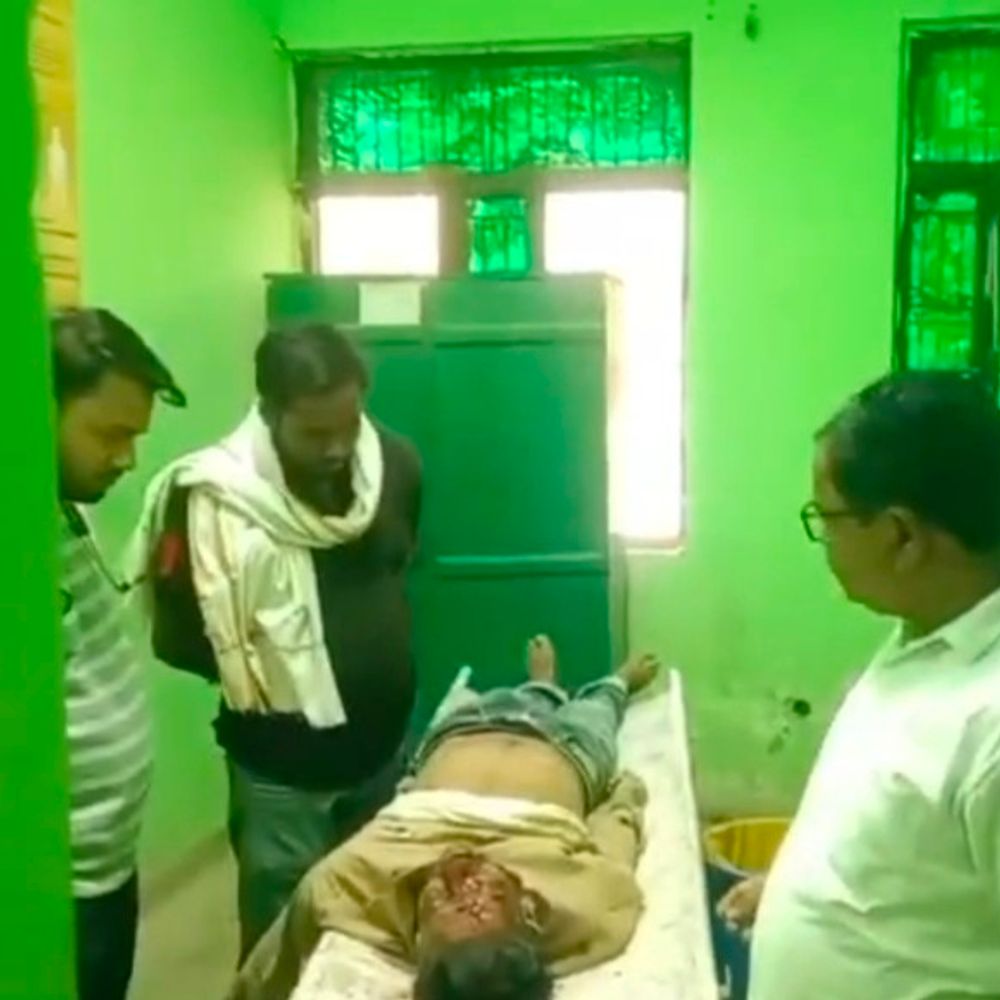 अमेठी में बाइक सवार पुल से गिरा:इलाज के दौरान मौत, बाइक अनियंत्रित होकर गिरी