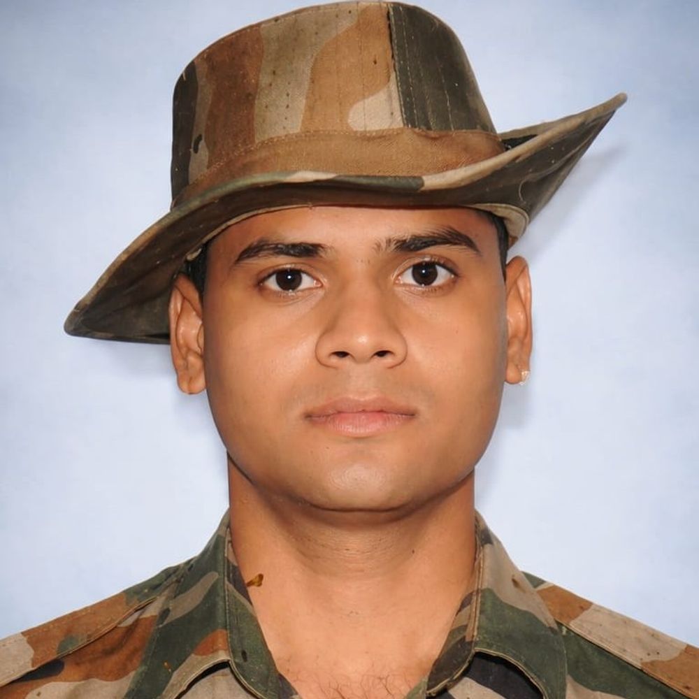 जनसभा में फौजी से मारपीट का मामला:मंत्री के हस्तक्षेप पर FIR दर्ज, वीडियो से आरोपियों की तलाश