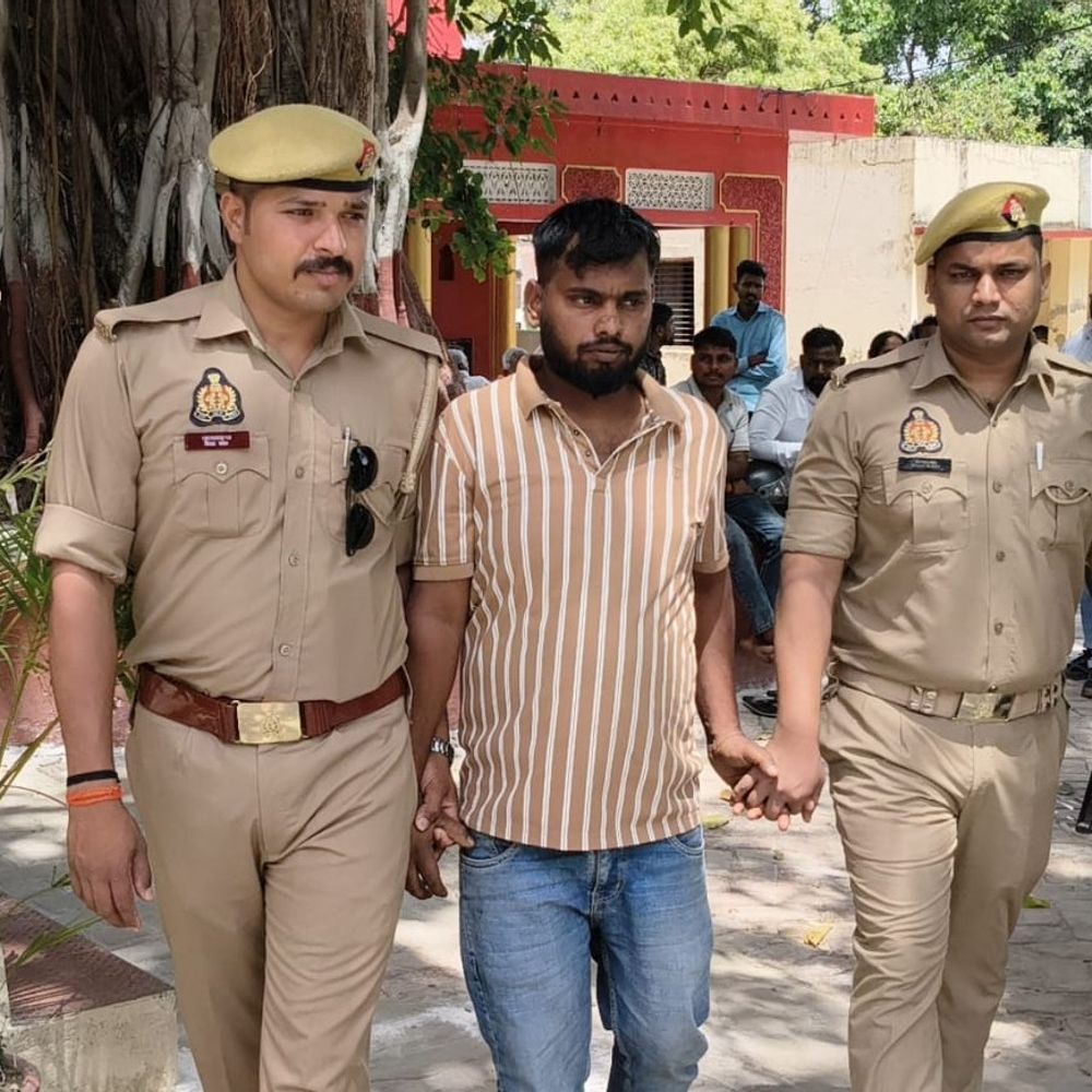 तीन दोस्तों की मौत के मामले में फरार चालक गिरफ्तार:टीयूवी ने मारी थी बाइक को टक्कर, मधुबन रोड पर देर रात हुआ था हादसा