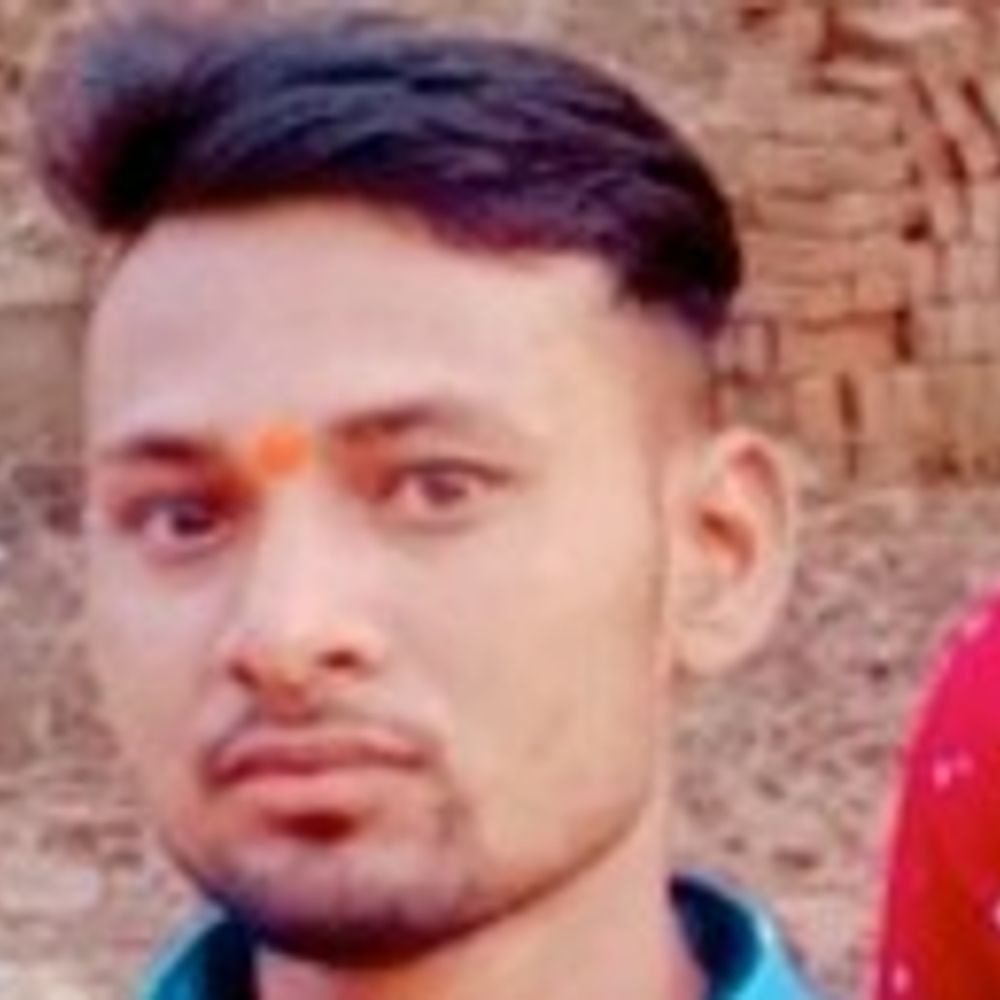 जालौन में रेलवे फाटक के पास युवक का शव मिला:पत्नी के मायके से न लौटने पर अवसाद में था युवक