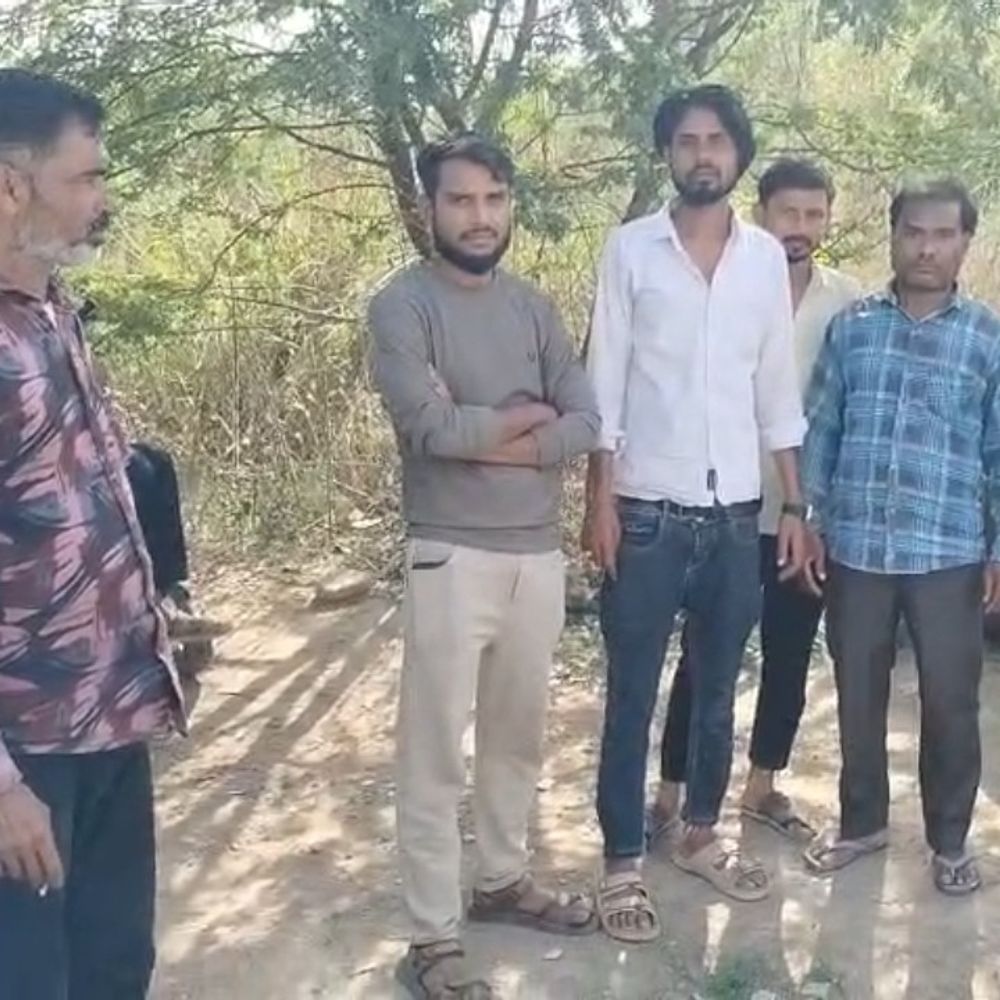 फतेहपुर में पति ने फांसी लगाकर जान दी:शराब पीने से मना करने पर पत्नी से हुआ था विवाद