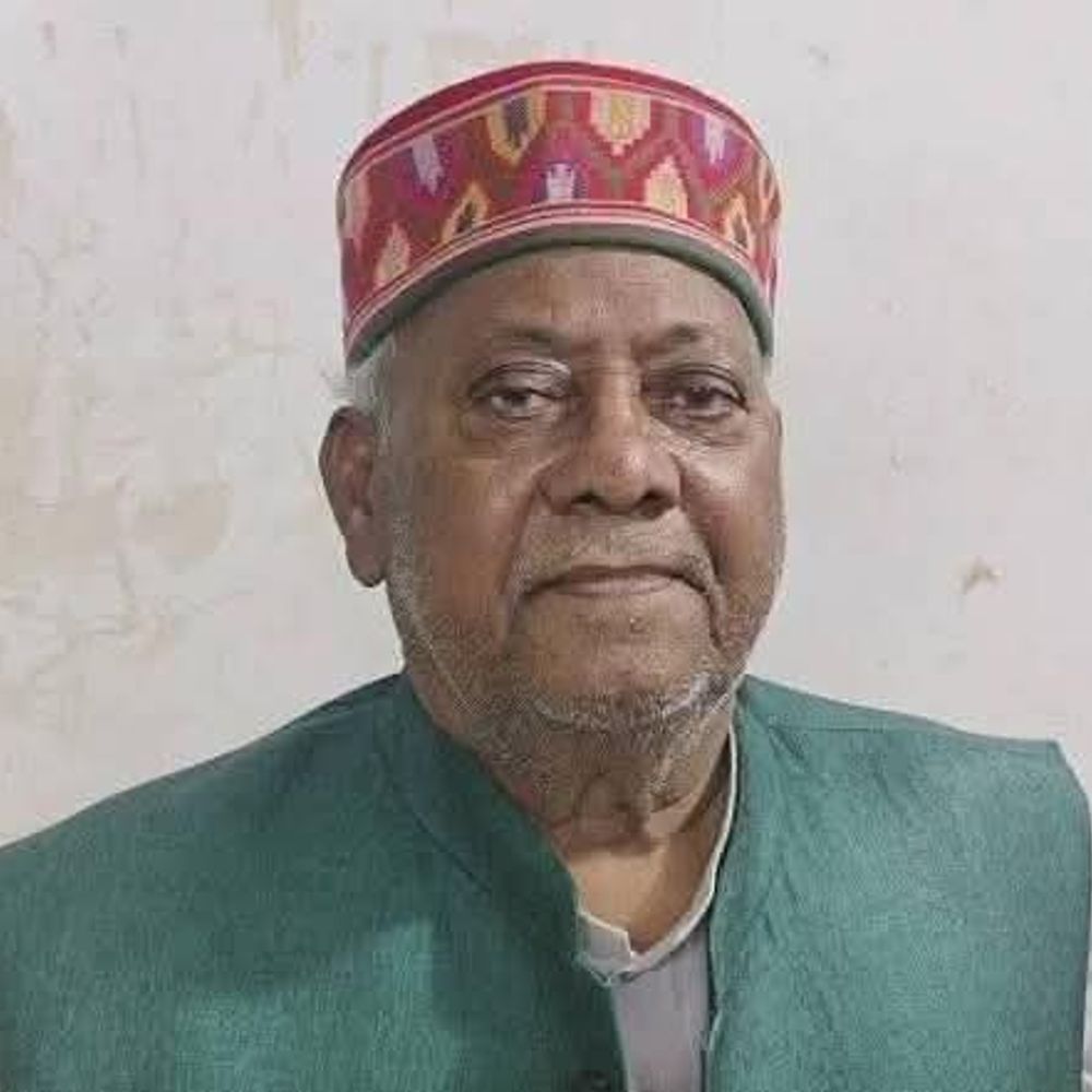 हरिनारायण राजभर के निधन पर कार्यकर्ताओं ने जताया शोक:लखनऊ में हार्ट अटैक से निधन; सांसद के कार्यकाल को किया याद