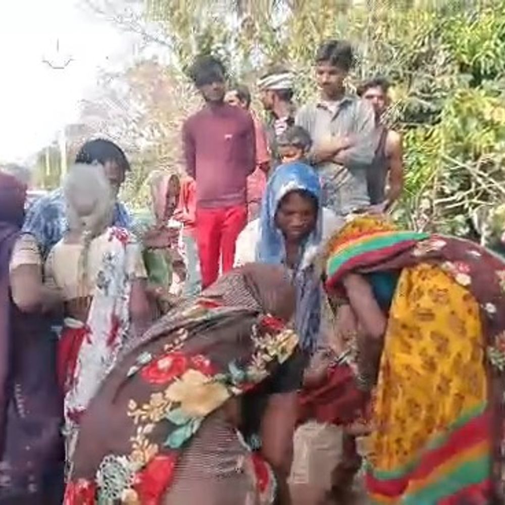 युवक का शव आम के पेड़ से लटका मिला:24 घंटे से लापता था, परिजनों ने जताई अनहोनी की आशंका