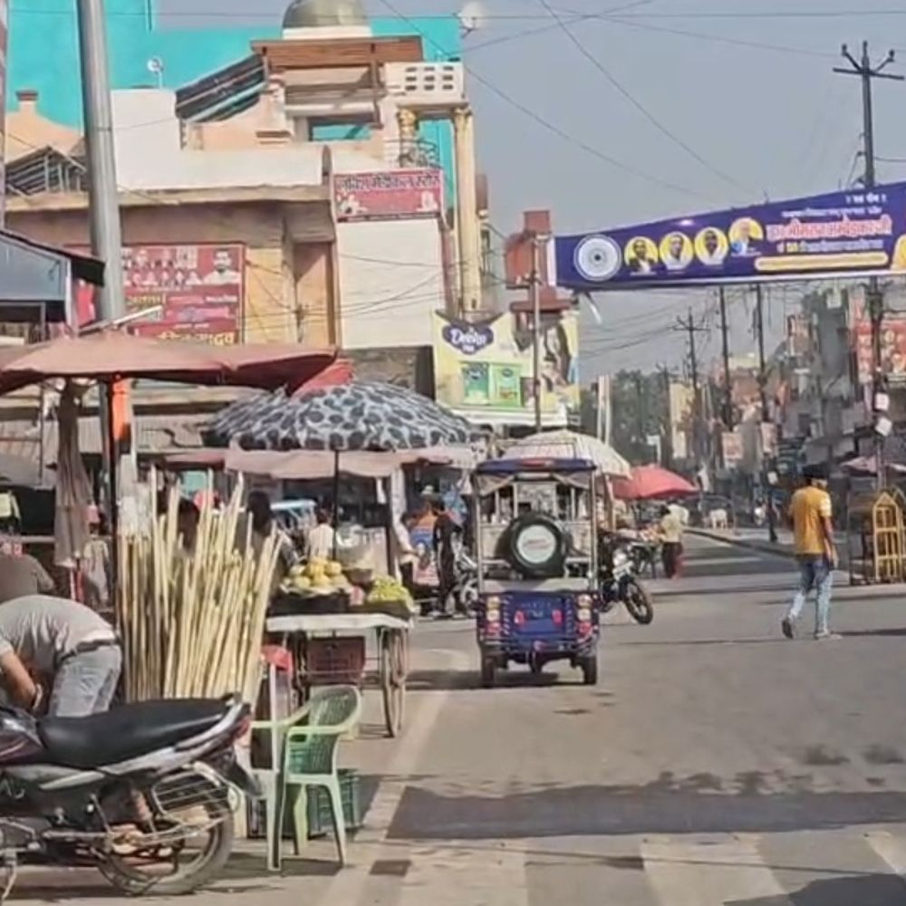 संभल में धूप से गर्मी बढ़ी, AQI 151 दर्ज:अधिकतम 36 डिग्री, अस्पतालों में मरीज बढ़े, फसलें बर्बाद, किसान रात में निकाल रहे गेहूं