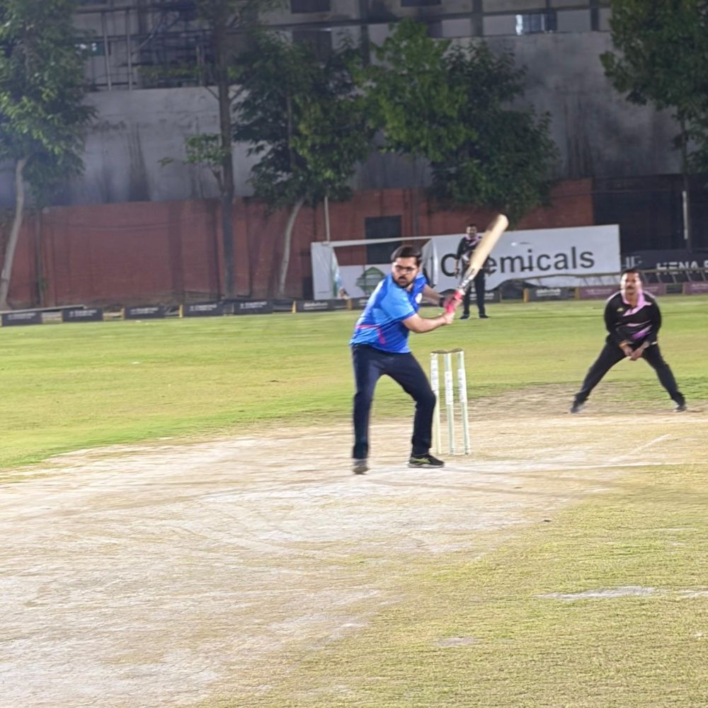 उन्नाव में पुलिस-प्रेस मैत्री मैच:पुलिस-प्रशासन-11 की टीम ने प्रेस-11 की टीम को हराया, 22 रनों से दर्ज की जीत