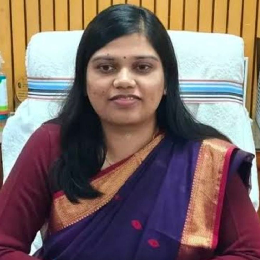 यूनिफॉर्म-बुक्स और स्टेशनरी खरीदने को मजबूर नहीं करें-DM:शिवहर में शिक्षा के व्यवसायीकरण पर सख्ती,कहा-बच्चों में भेदभाव न करें