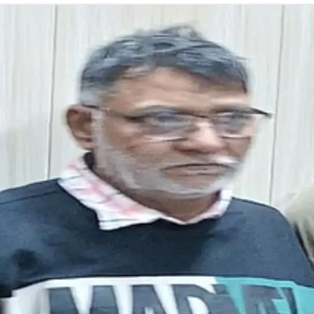 यौन शोषण आरोपों से बरी प्रोफेसर का VRS:हाथरस के बागला कॉलेज प्रबंध समिति ने लिया फैसला, कॉलेज में प्रवेश पर रोक