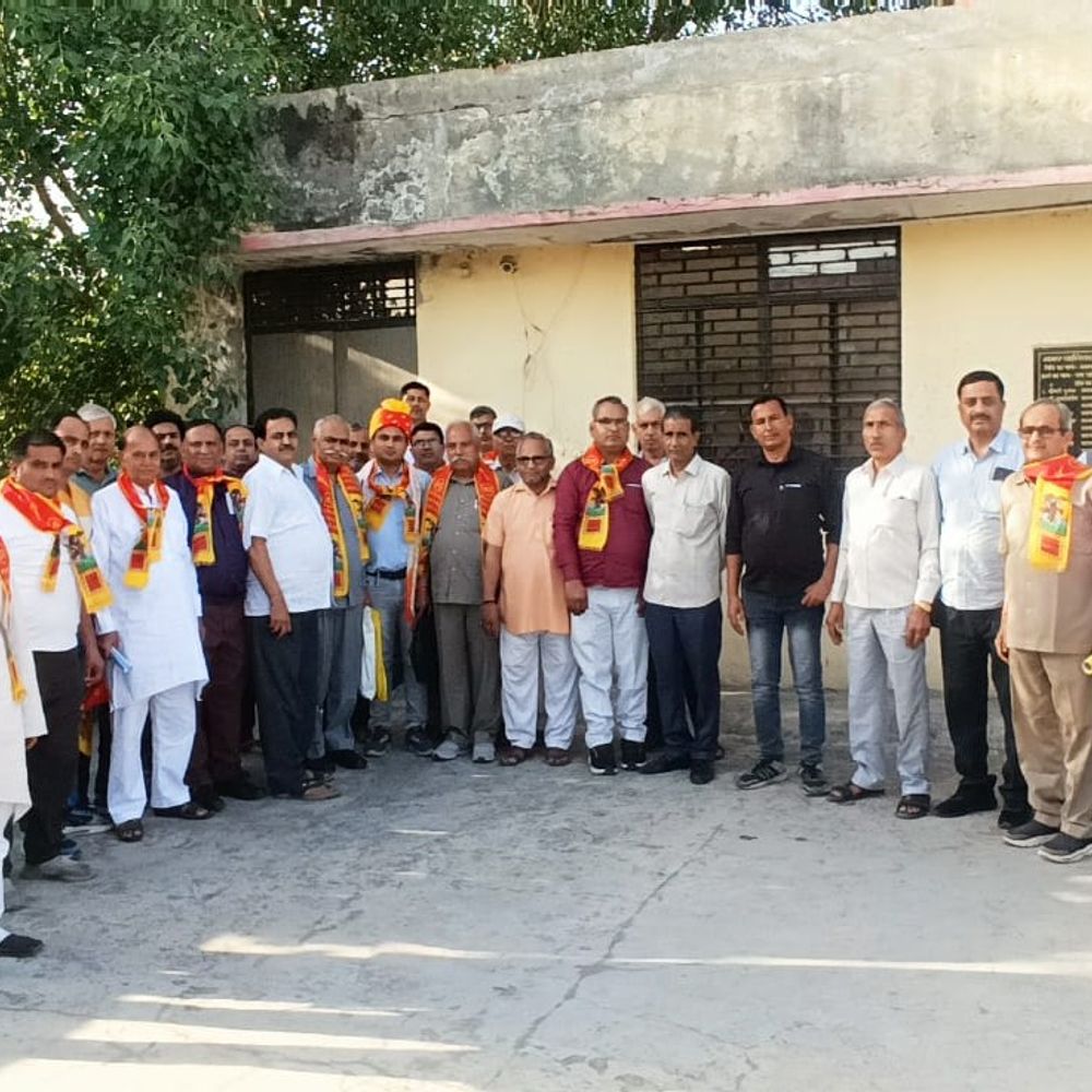 रुहेला समाज की बैठक, युवा सम्मेलन की घोषणा:खखरा ब्लॉक में 6 जून को होगा कार्यक्रम