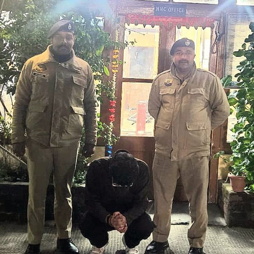 शिमला में घर से चोरी का आरोपी गिरफ्तार:  1 लाख नकदी-जेवर पर किया हाथ साफ, पुलिस ने 3 दिन में वारदात सुलझाई – Shimla News