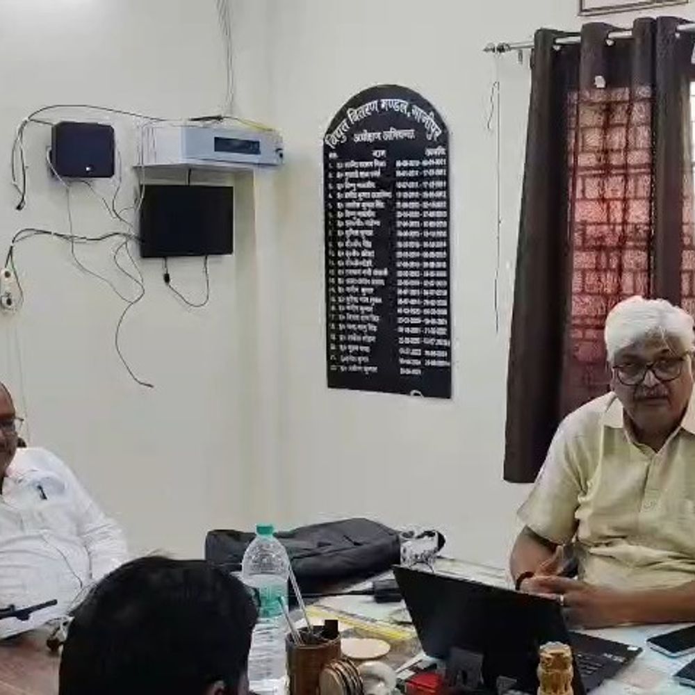 गाजीपुर में 9 ट्रांसफार्मर चोरी, एसडीओ दोषी पाए गए:जांच में दो लाइनमैन बर्खास्त, एसडीओ पर कार्रवाई की रिपोर्ट भेजी