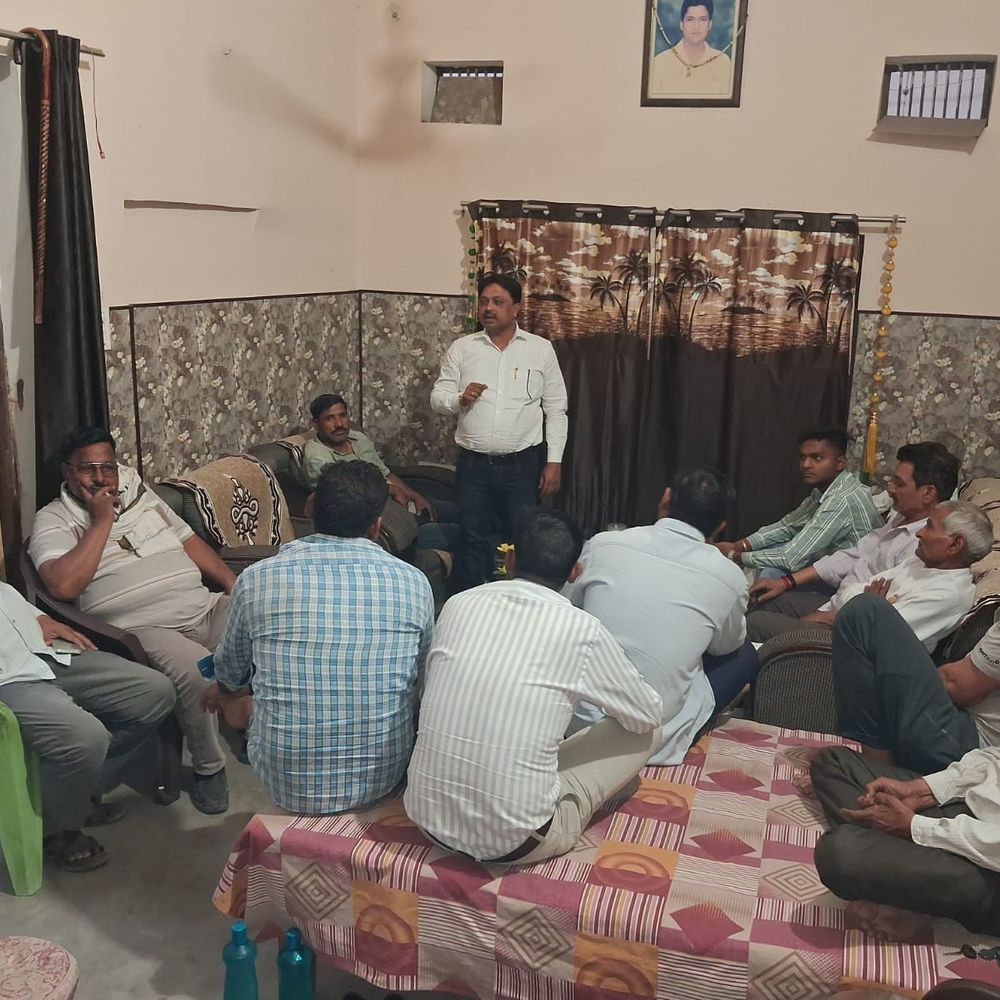 निवाड़ा में भाजपा 'गांव चलो अभियान' पर बैठक:कार्यकर्ताओं को सरकार की योजनाएं जन-जन तक पहुंचाने के निर्देश