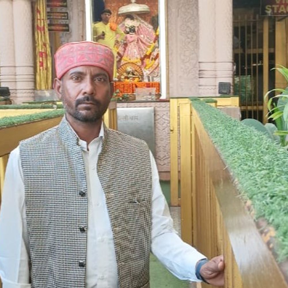 आजमगढ़ में चचेरे भाई की चाकू मारकर हत्या:छज्जा निकालने को लेकर हुआ था विवाद, इलाज के दौरान तोड़ा दम