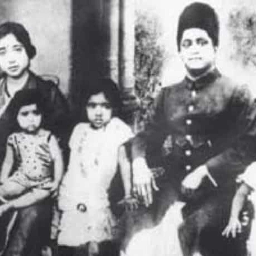 इंदौर में बीता आशा भोसले का बचपन:सराफा की गुलाब जामुन और रबड़ी से था खास लगाव; सीहोर के शरबती गेहूं की रोटियां थीं पसंद