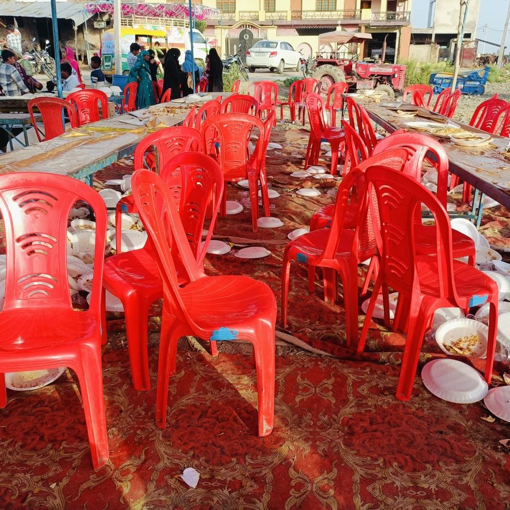 निकाह में बवाल; जमकर चले ईंट-पत्थर, कई के सिर फूटे:लखनऊ में डीजे में डांस पर भिड़े घराती और बराती