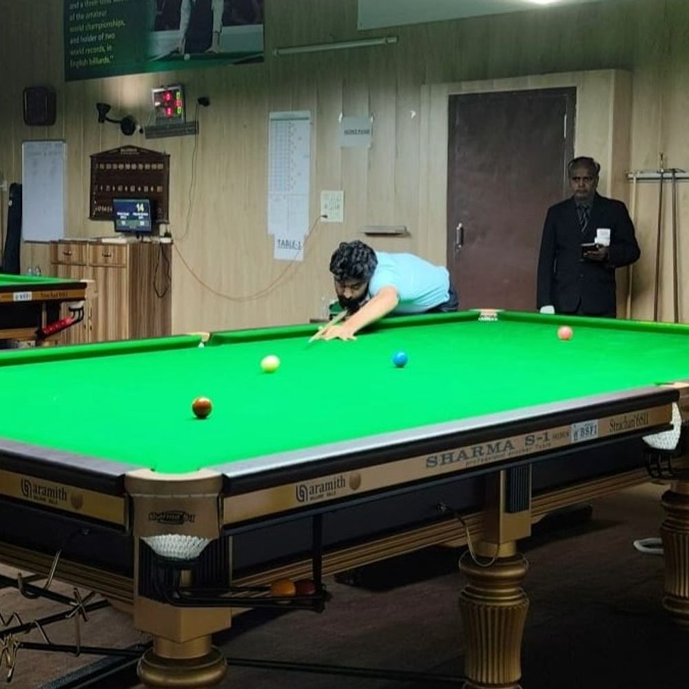 ऑल इंडिया ओपन स्नूकर में पांचवें दिन कड़े मुकाबले:प्रतियोगिता में खिलाड़ियों का दमदार प्रदर्शन, कई मुकाबले आखिरी फ्रेम तक पहुंचे