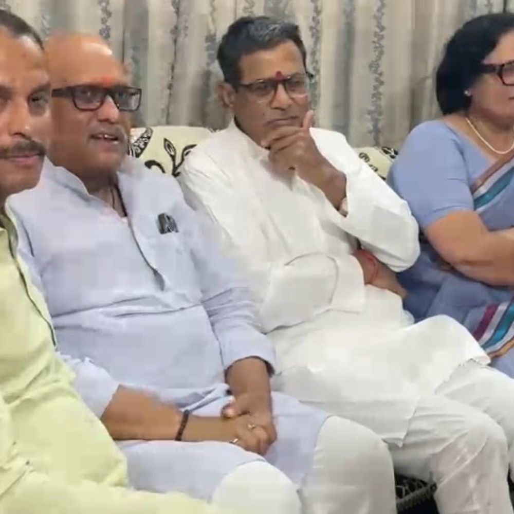 यूपी में महंगाई-बेरोजगारी चरम पर, सरकार पूरी तरह फेल-अजय राय:बोले- नौजवानों का भविष्य खराब कर रही, कर्मचारियों पर आंसू गैस छोड़े