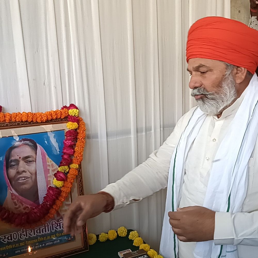 13वीं के फिजूलखर्ची पर रोक लगाने की अपील:मिर्जापुर में राकेश टिकैत बोले- प्रधानमंत्री द्वारा बंगाल चुनाव में की जा रही बयानबाजी अनुचित