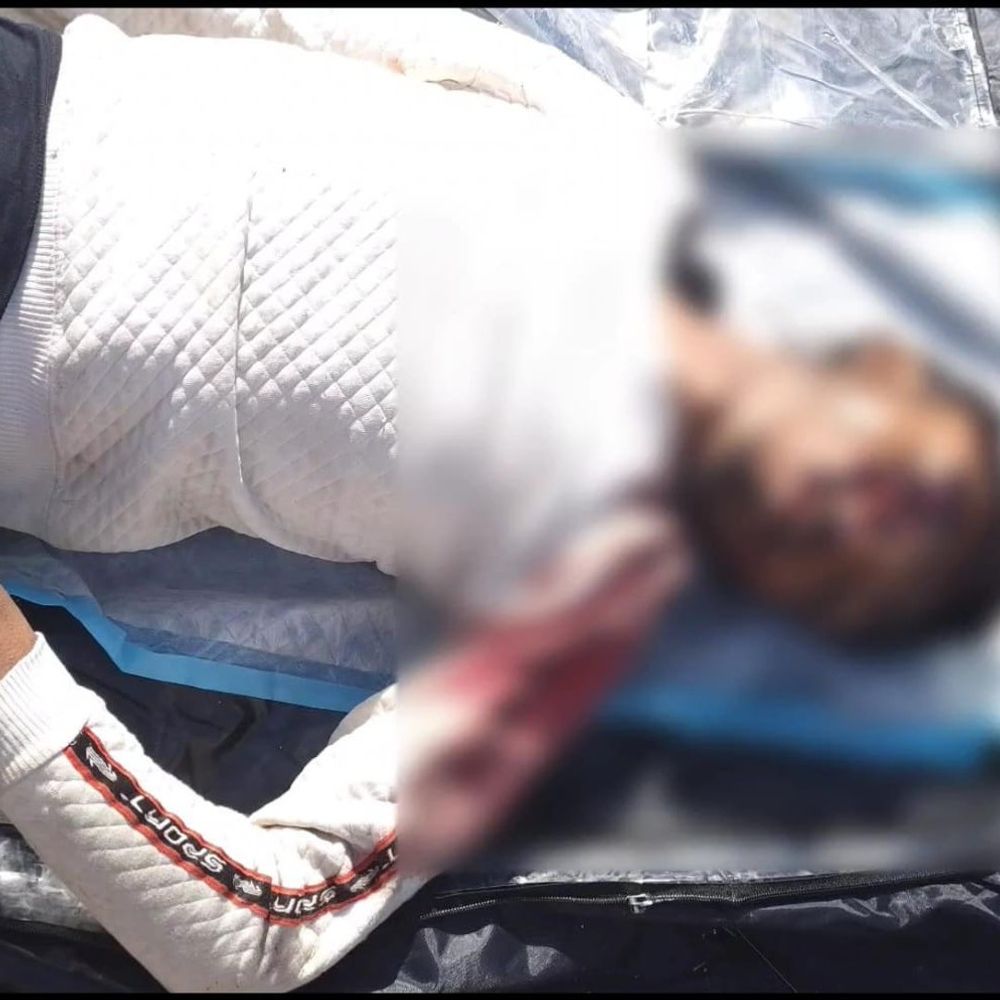 दिल्ली-कानपुर ट्रैक पर ट्रेन से गिरकर युवक की मौत:फिरोजाबाद में धड़ से अलग हुआ पैर, पुलिस को मिला सूरत-गोरखपुर का टिकट, शिनाख्त जारी