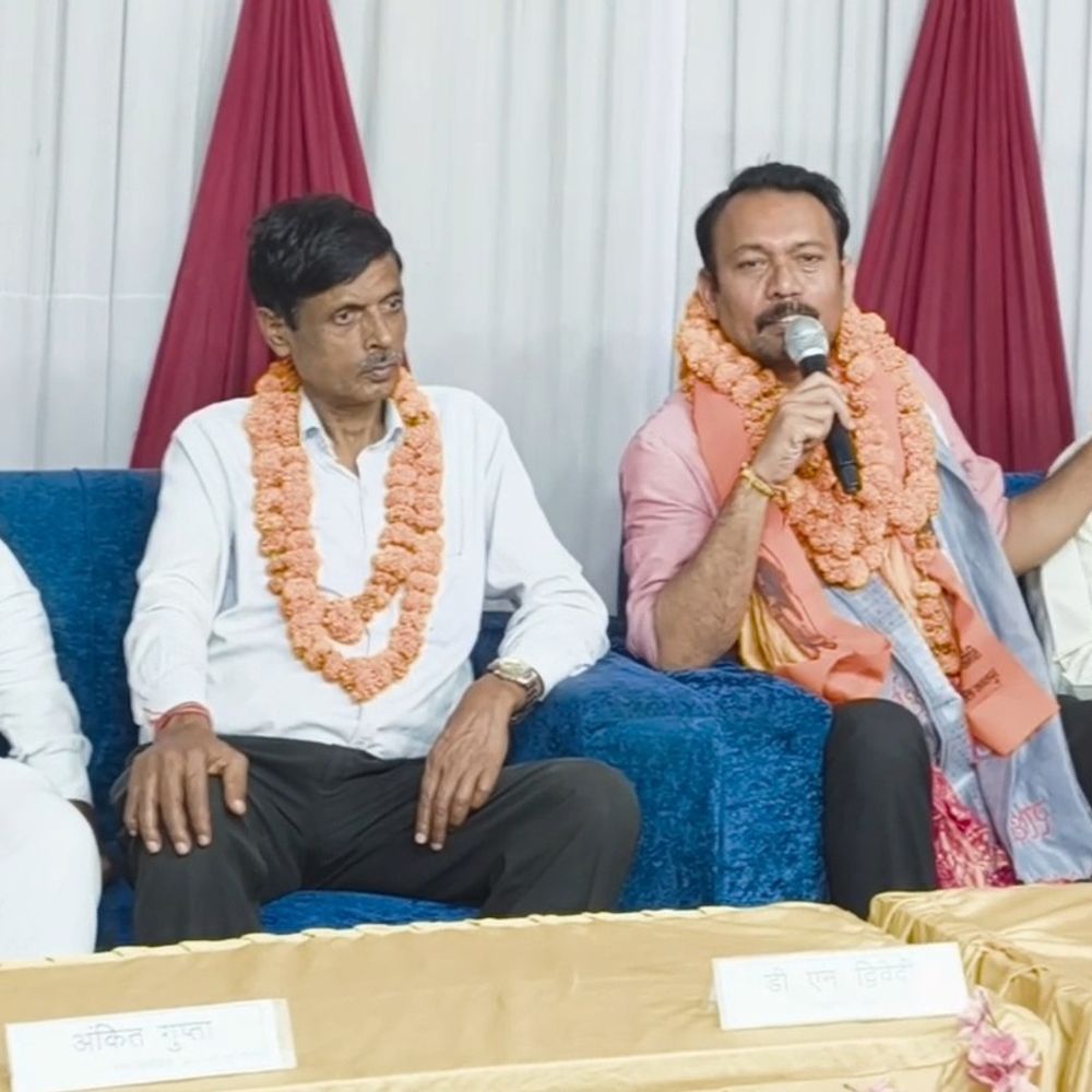 राष्ट्रीय अधिकार पार्टी संस्थापक ने बीजेपी को बताया छलावा:कानपुर में कार्यकर्ताओं को संबोधित कर 2027 में सरकार बनाने का दावा